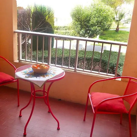 Appartement Le Lagon Bleu Fréjus